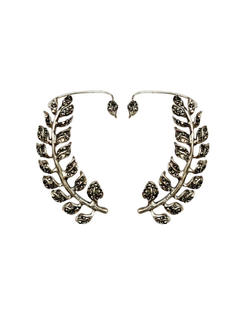 Earcuff de prata com marcassitas