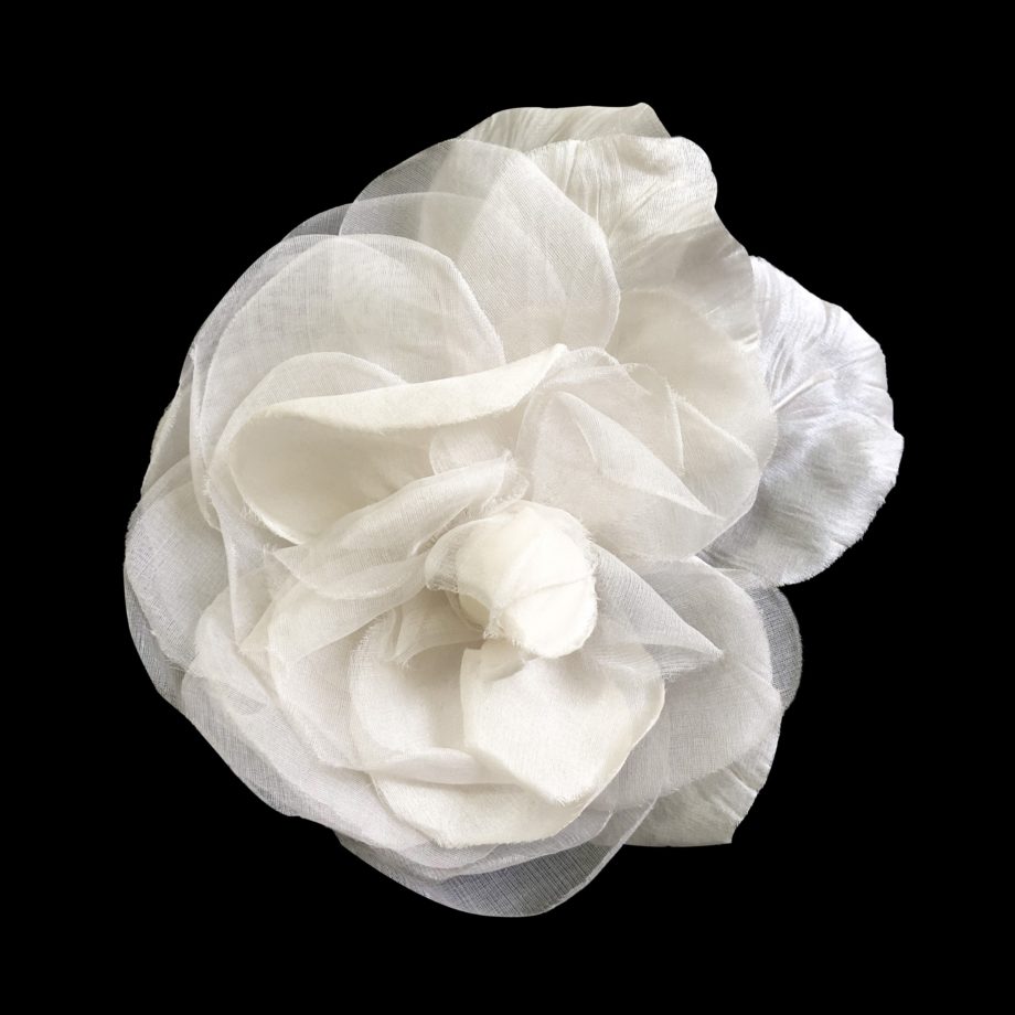 FLOR DE TECIDO CLAIRE – OFF WHITE