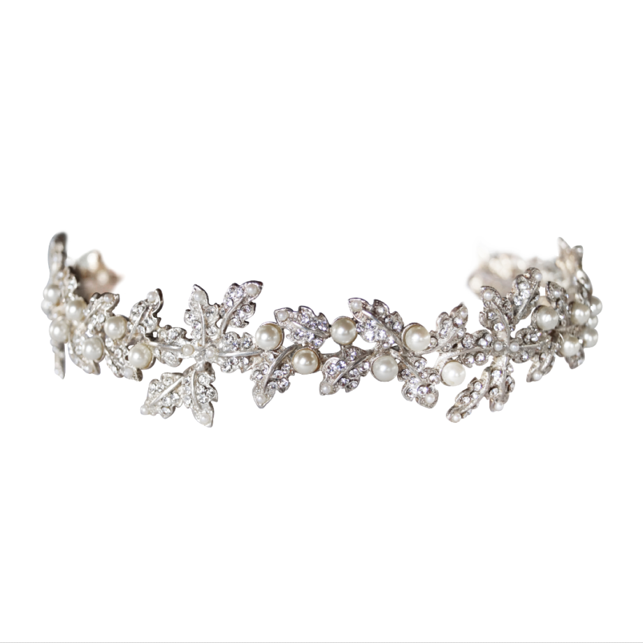 TIARA COM BANHO DE PRATA, CRISTAIS E PÉROLAS