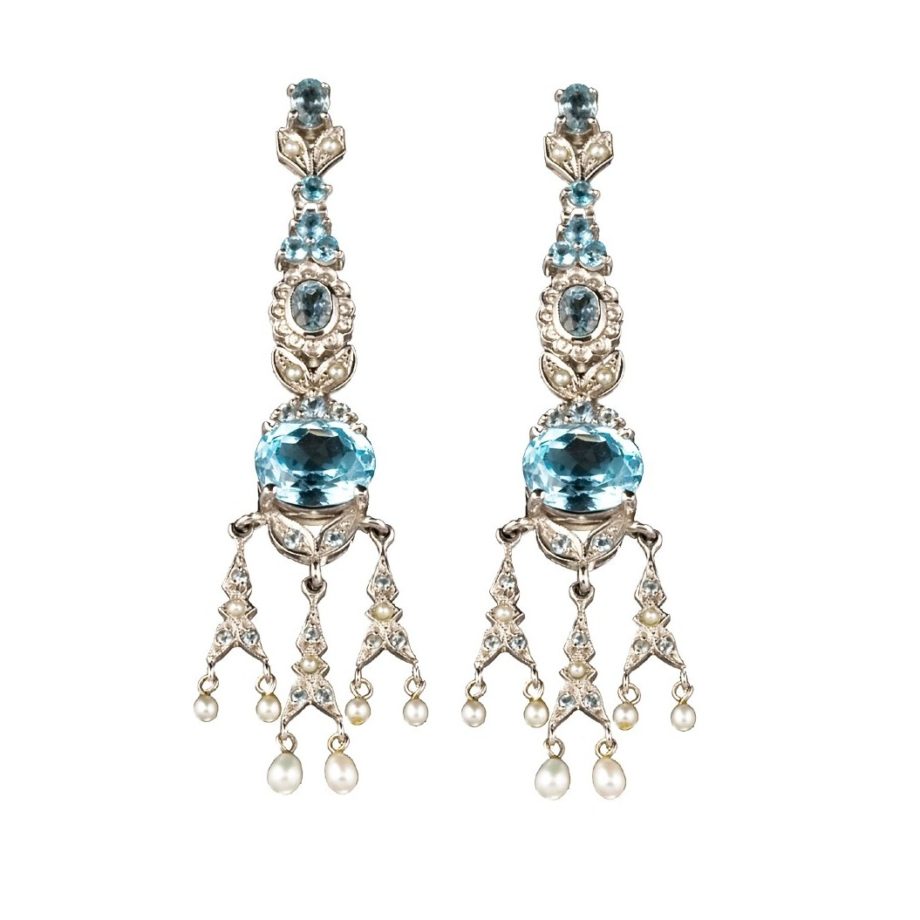 Brinco em ouro branco 18k com diamantes, topázios azul skay e pérolas