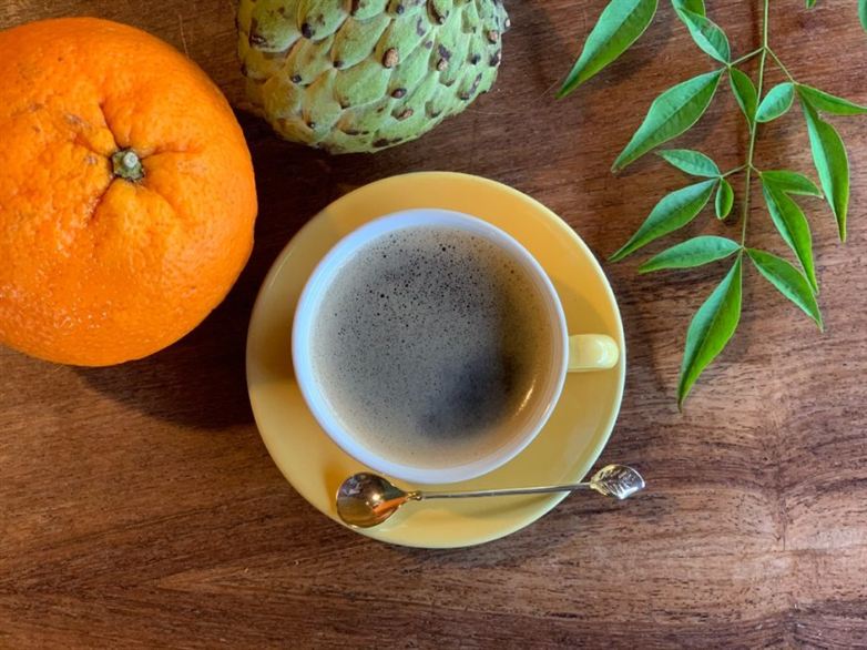 COLHER DE CAFÉ FOLHAS – 6UN