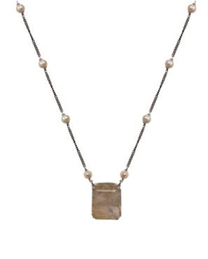 Colar em prata de Lei 925 com quartzo rutilado e pérolas