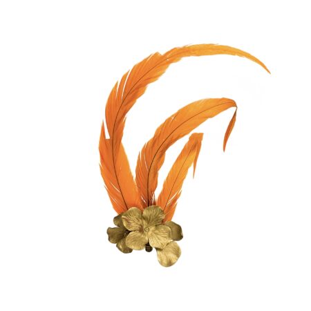 BRACELETE COM FLORES E PENAS LARANJA E DOURADO