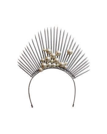 HEADPIECE SPIKES COM PÉROLAS