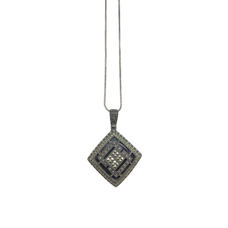 COLAR EM PRATA DE LEI 925 COM MARCASSITAS