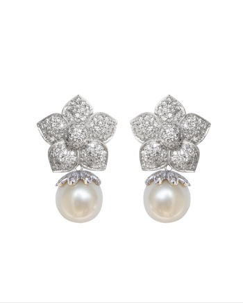 BRINCO EM OURO BRANCO 18K COM DIAMANTES E PÉROLAS