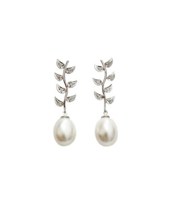 BRINCO EM OURO BRANCO 18K COM DIAMANTES E PÉROLAS