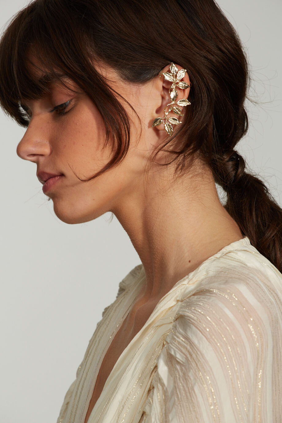 EARCUFF EM PRATA DE LEI 925 COM BANHO DE OURO